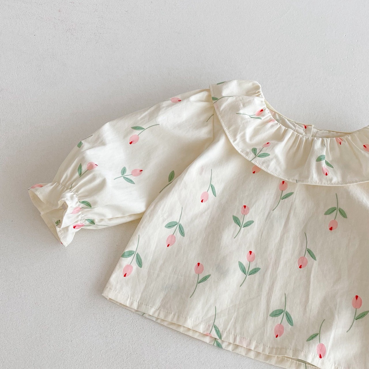 LINE_ALBUM_202587_250807_128