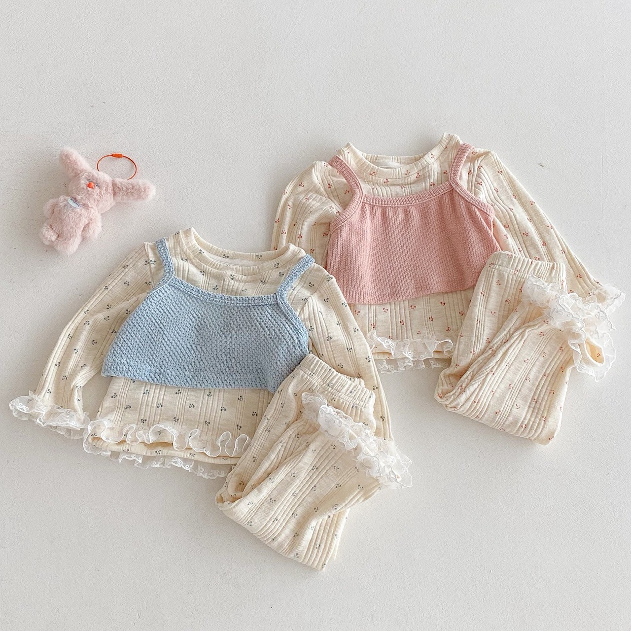 LINE_ALBUM_202587_250807_74