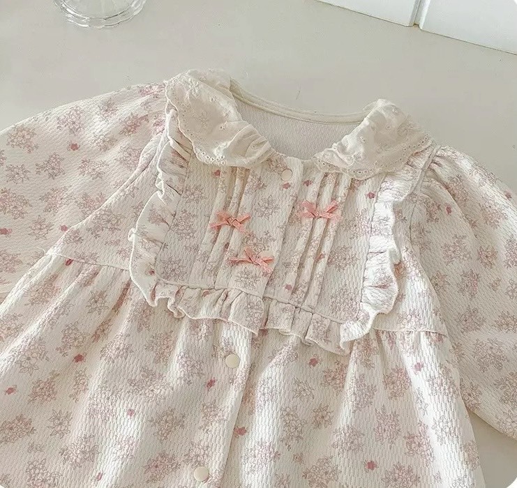 LINE_ALBUM_202593_250903_103