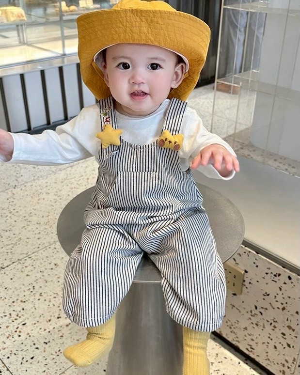 LINE_ALBUM_202599_250909_126