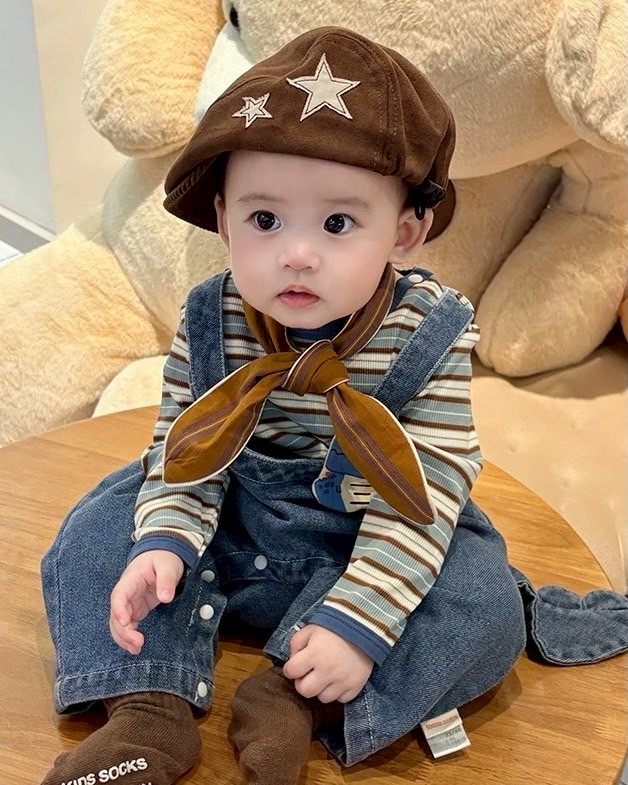 LINE_ALBUM_202599_250909_111