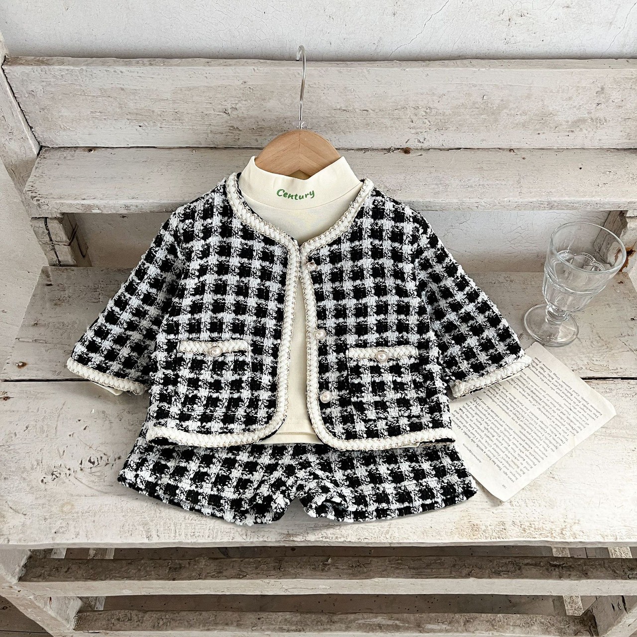 LINE_ALBUM_20251016_251016_101