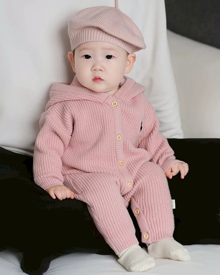 LINE_ALBUM_2025121_251201_48