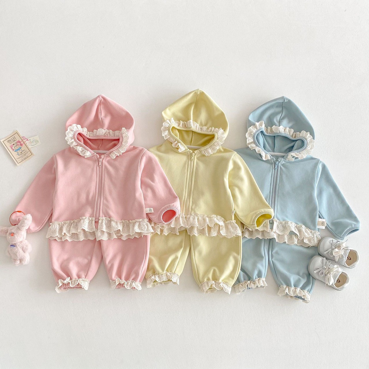 LINE_ALBUM_20251211_251211_21