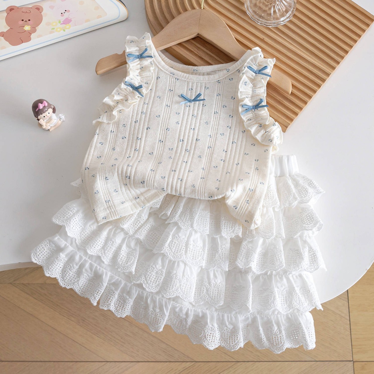 LINE_ALBUM_202647_260407_107