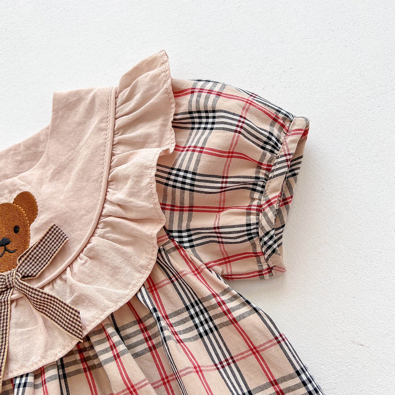 LINE_ALBUM_202635_260305_92