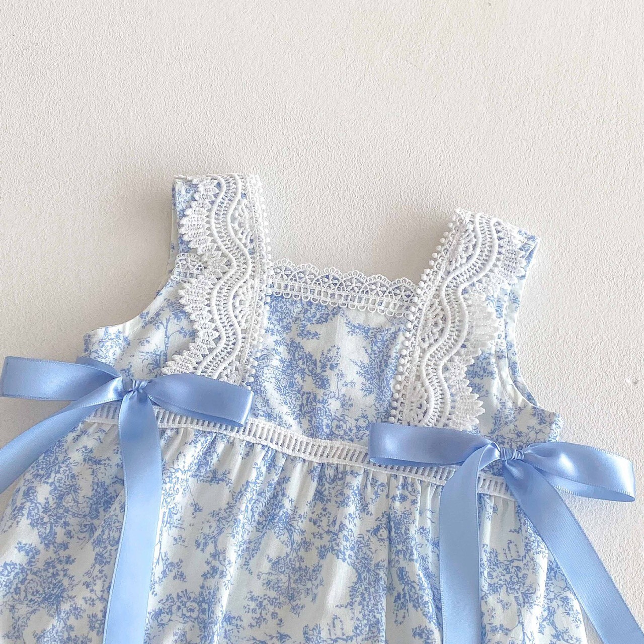 LINE_ALBUM_202635 _1_260305_53