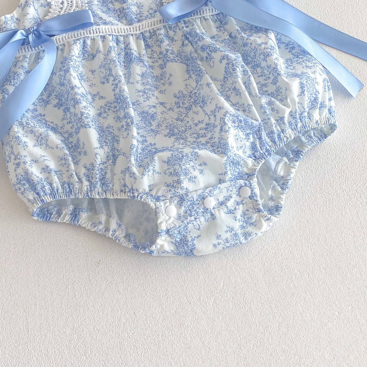 LINE_ALBUM_202635 _1_260305_56