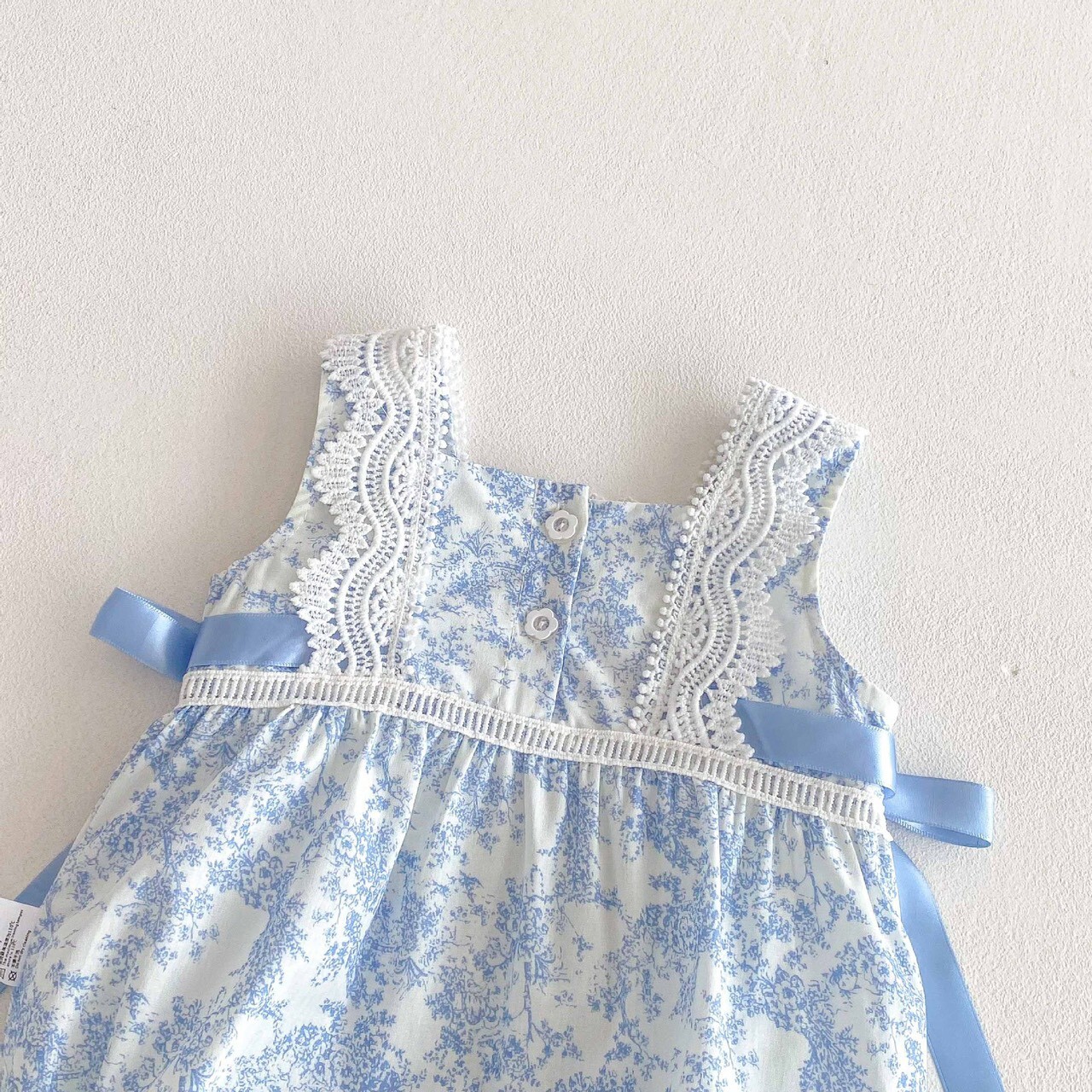 LINE_ALBUM_202635 _1_260305_54