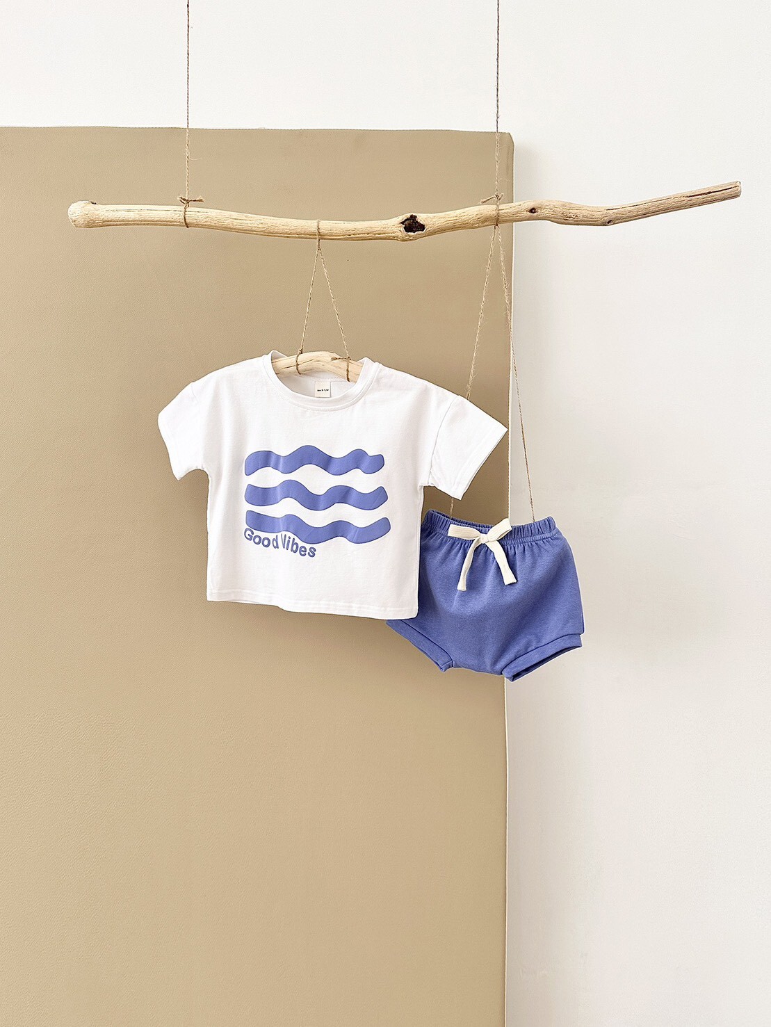 LINE_ALBUM_202639_260309_39