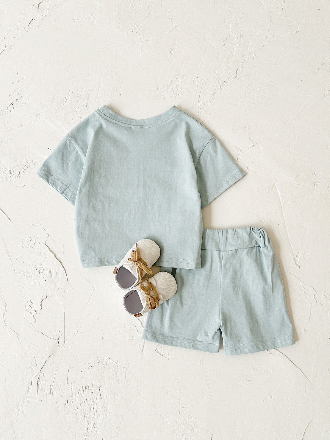 LINE_ALBUM_202639_260309_139