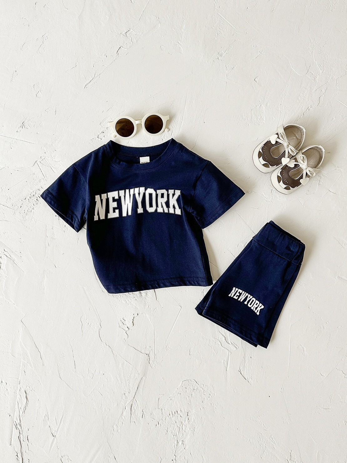 LINE_ALBUM_202639_260309_122