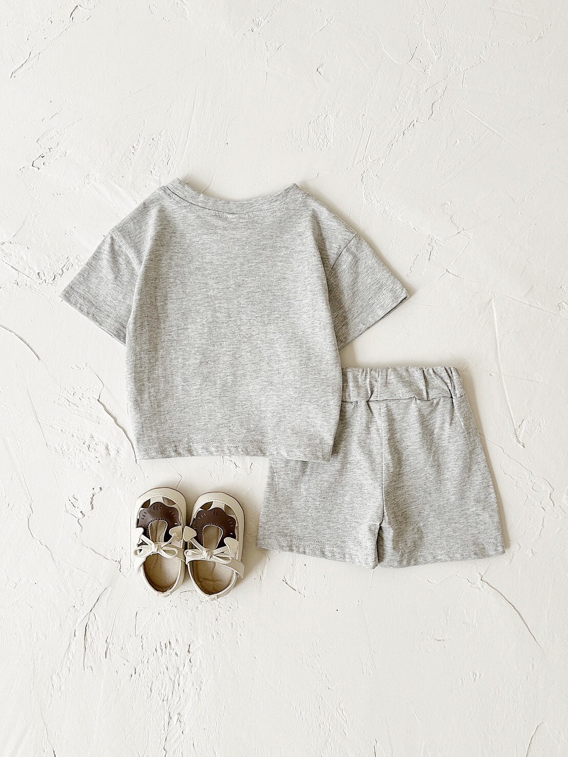 LINE_ALBUM_202639_260309_132