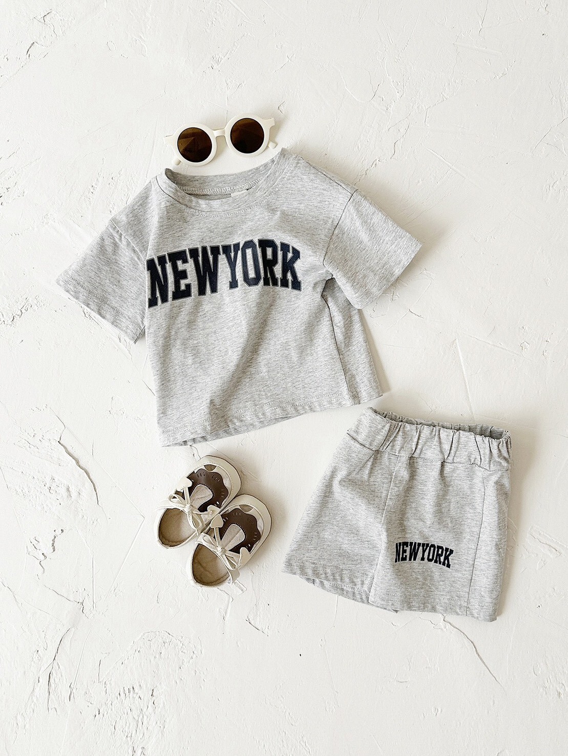 LINE_ALBUM_202639_260309_133