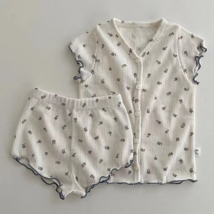 LINE_ALBUM_202639_260309_220