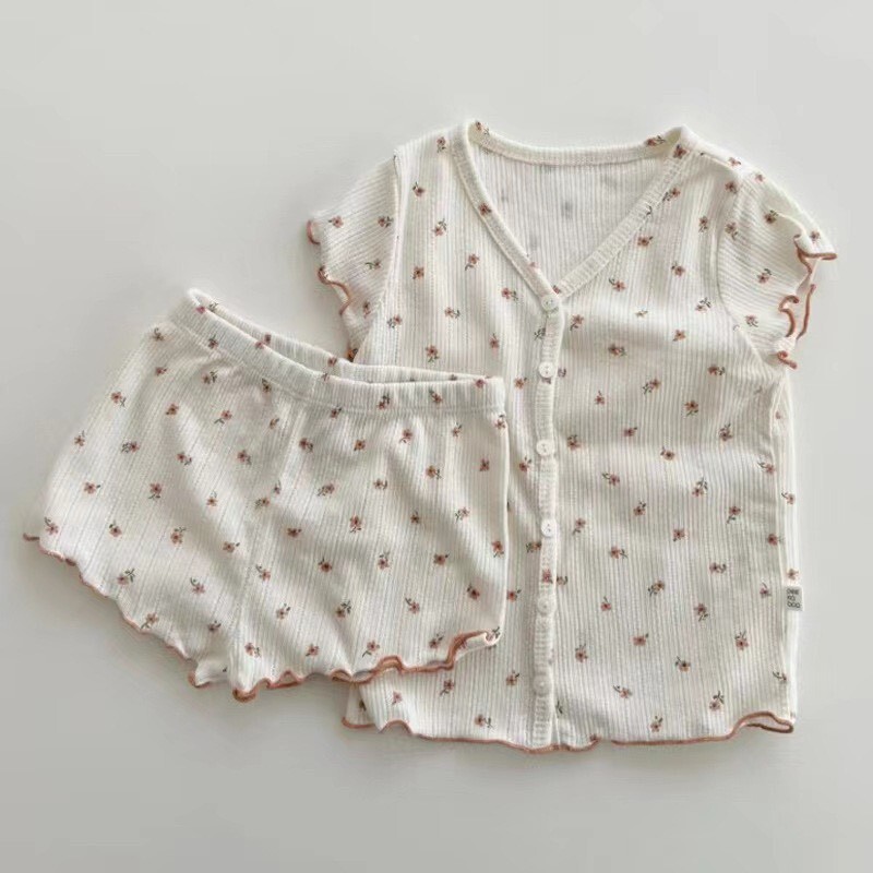 LINE_ALBUM_202639_260309_223