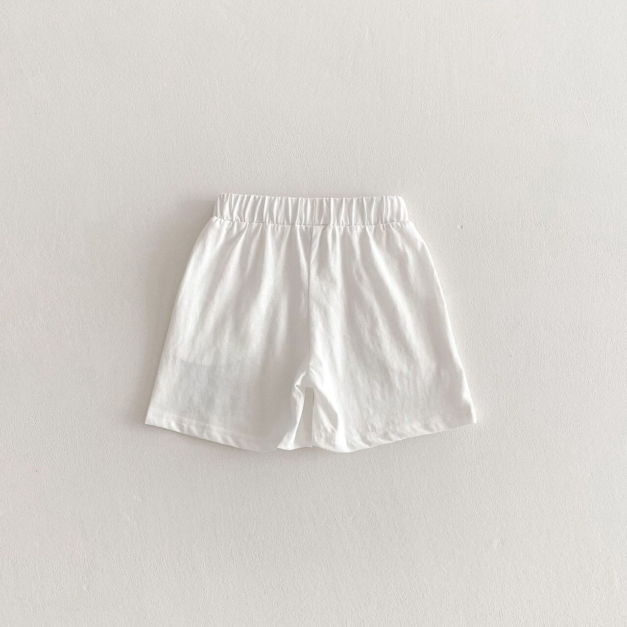 LINE_ALBUM_202647_260407_97