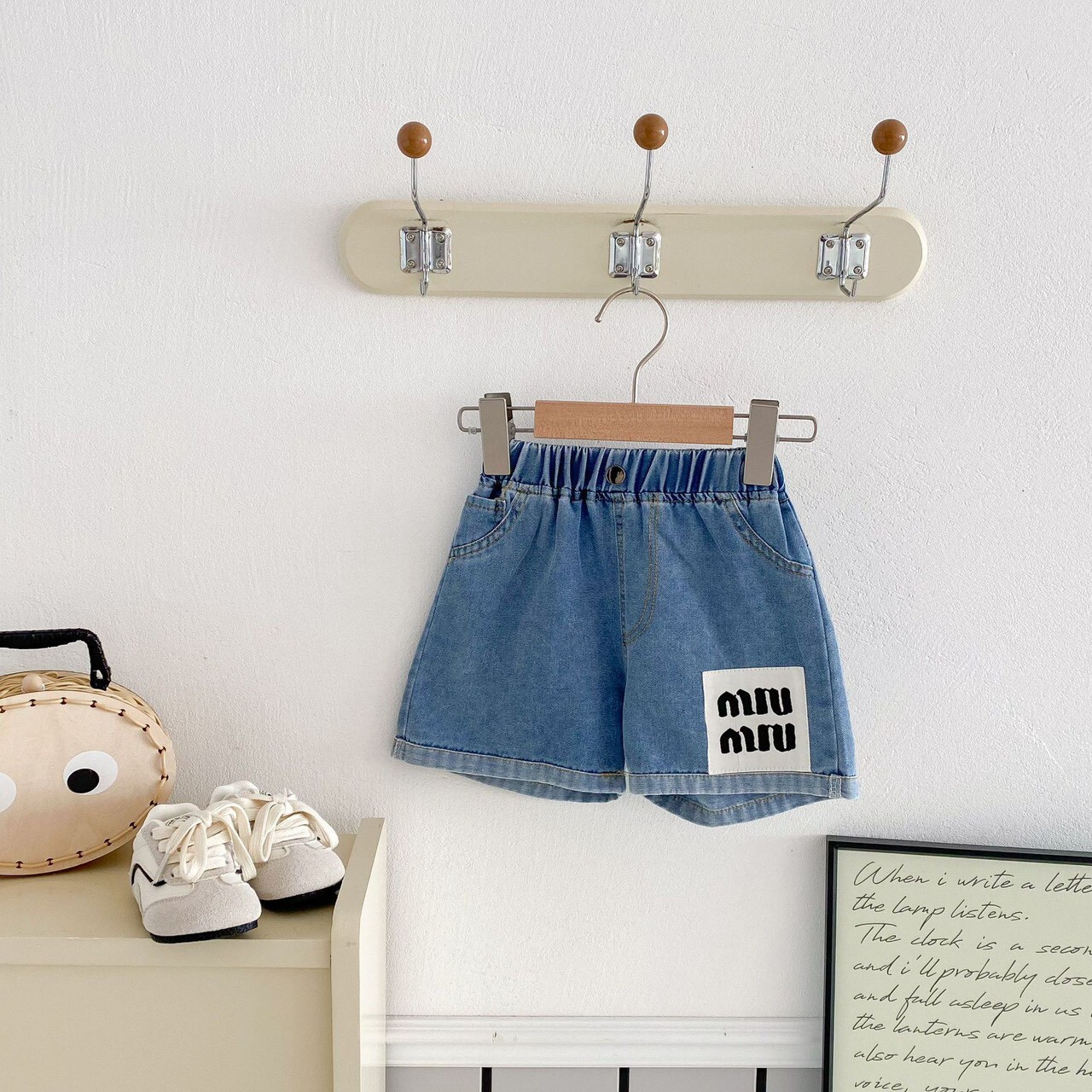 LINE_ALBUM_202647_260407_100