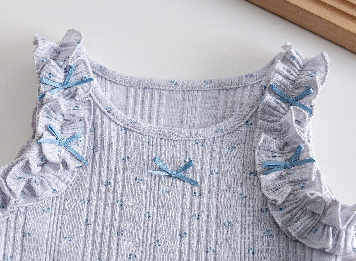 LINE_ALBUM_202647_260407_112