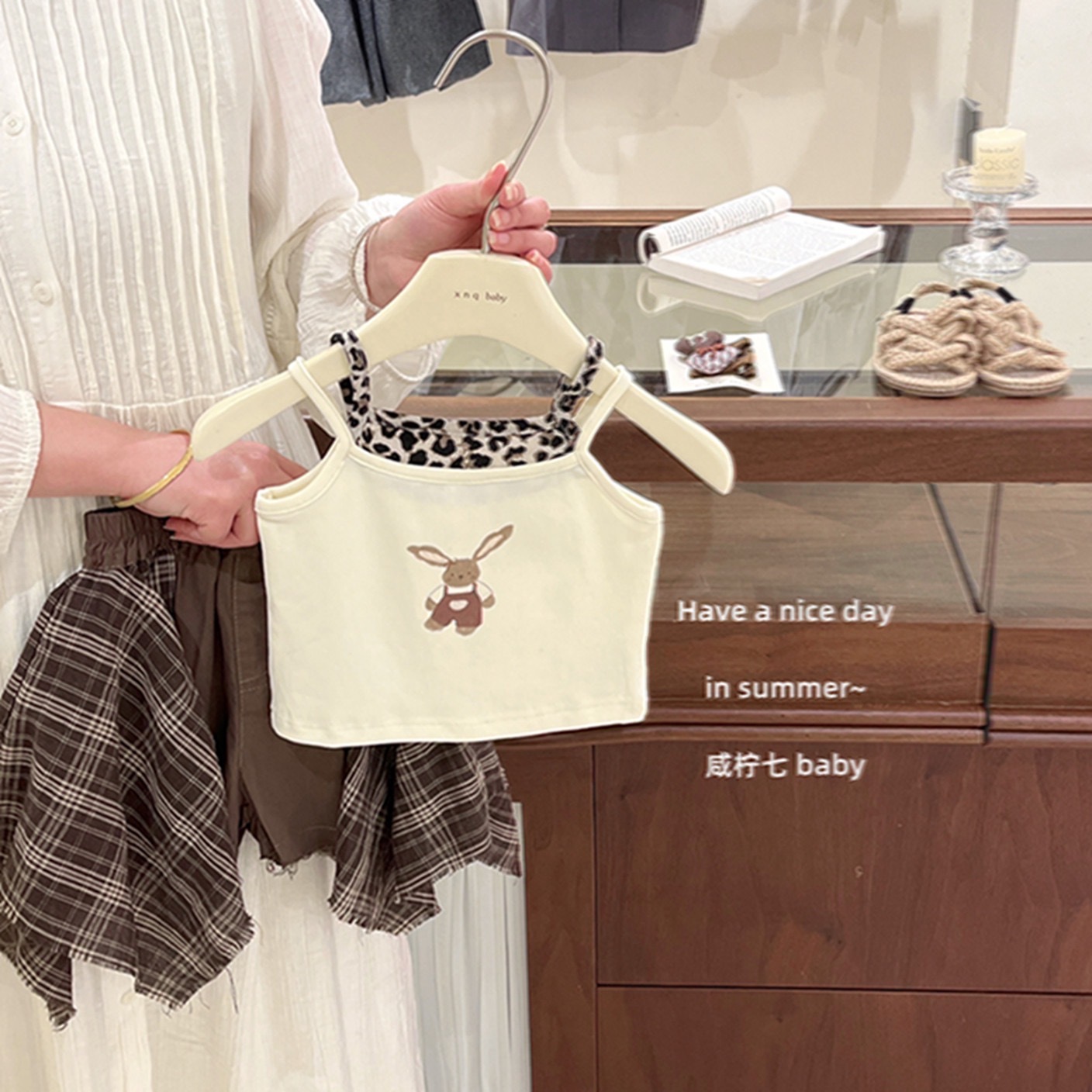 LINE_ALBUM_202648_260408_12