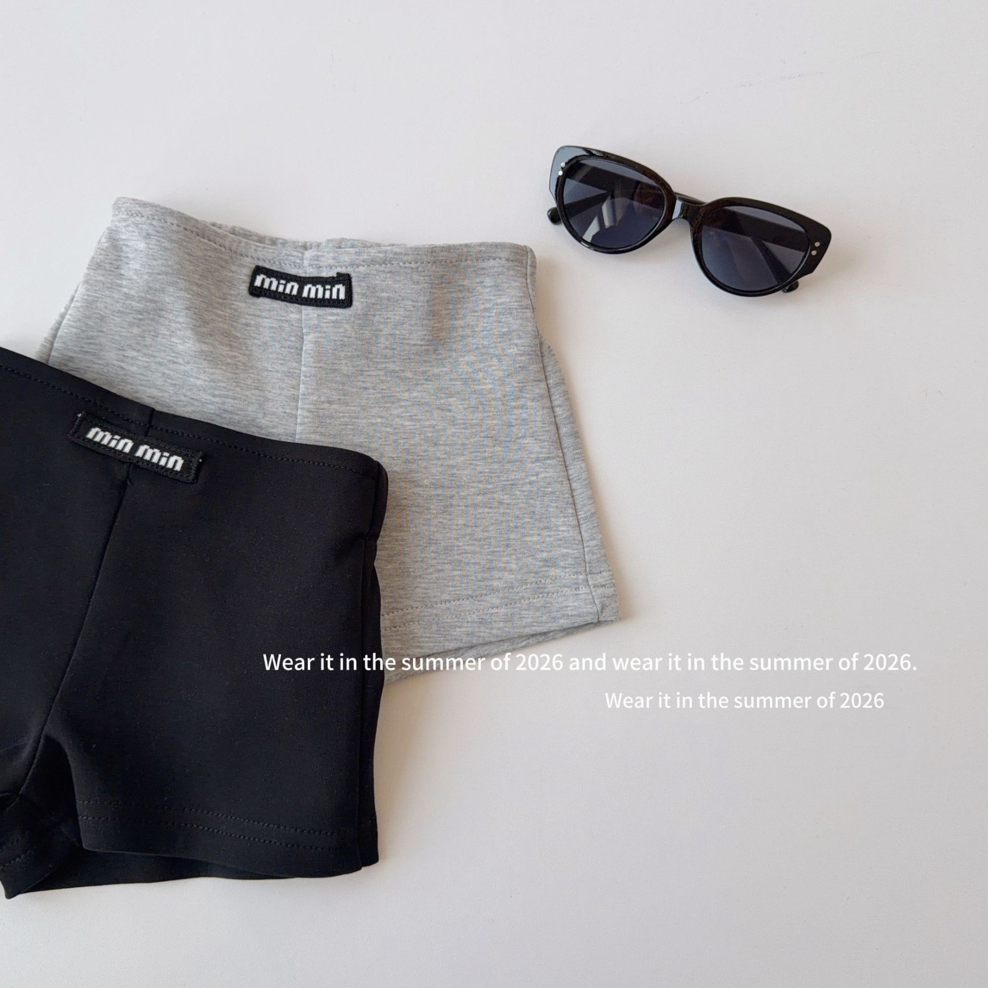 LINE_ALBUM_202648_260408_17