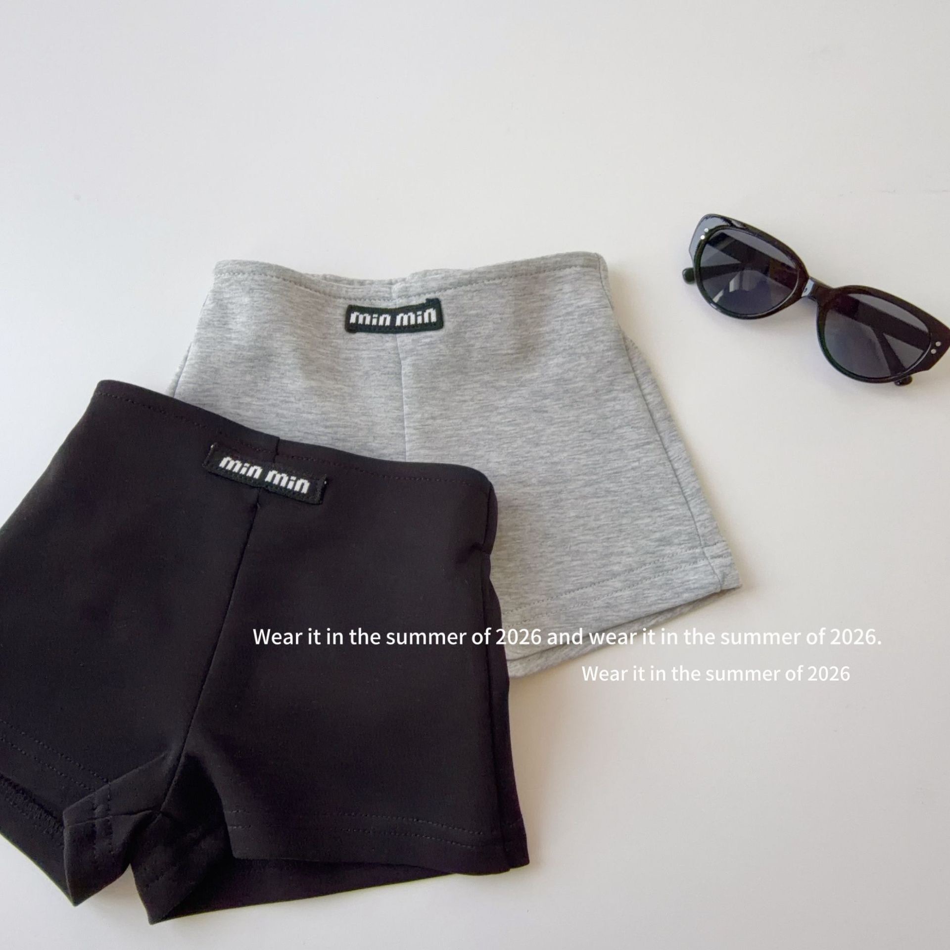 LINE_ALBUM_202648_260408_18