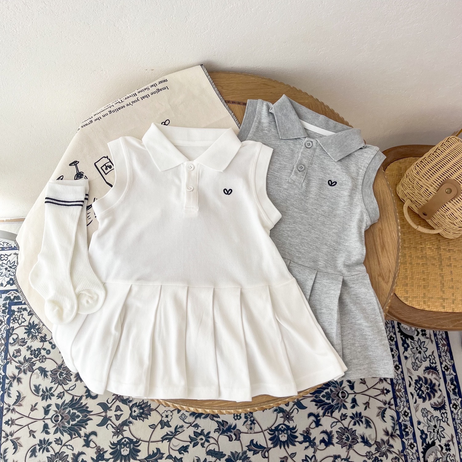 LINE_ALBUM_202648_260408_75