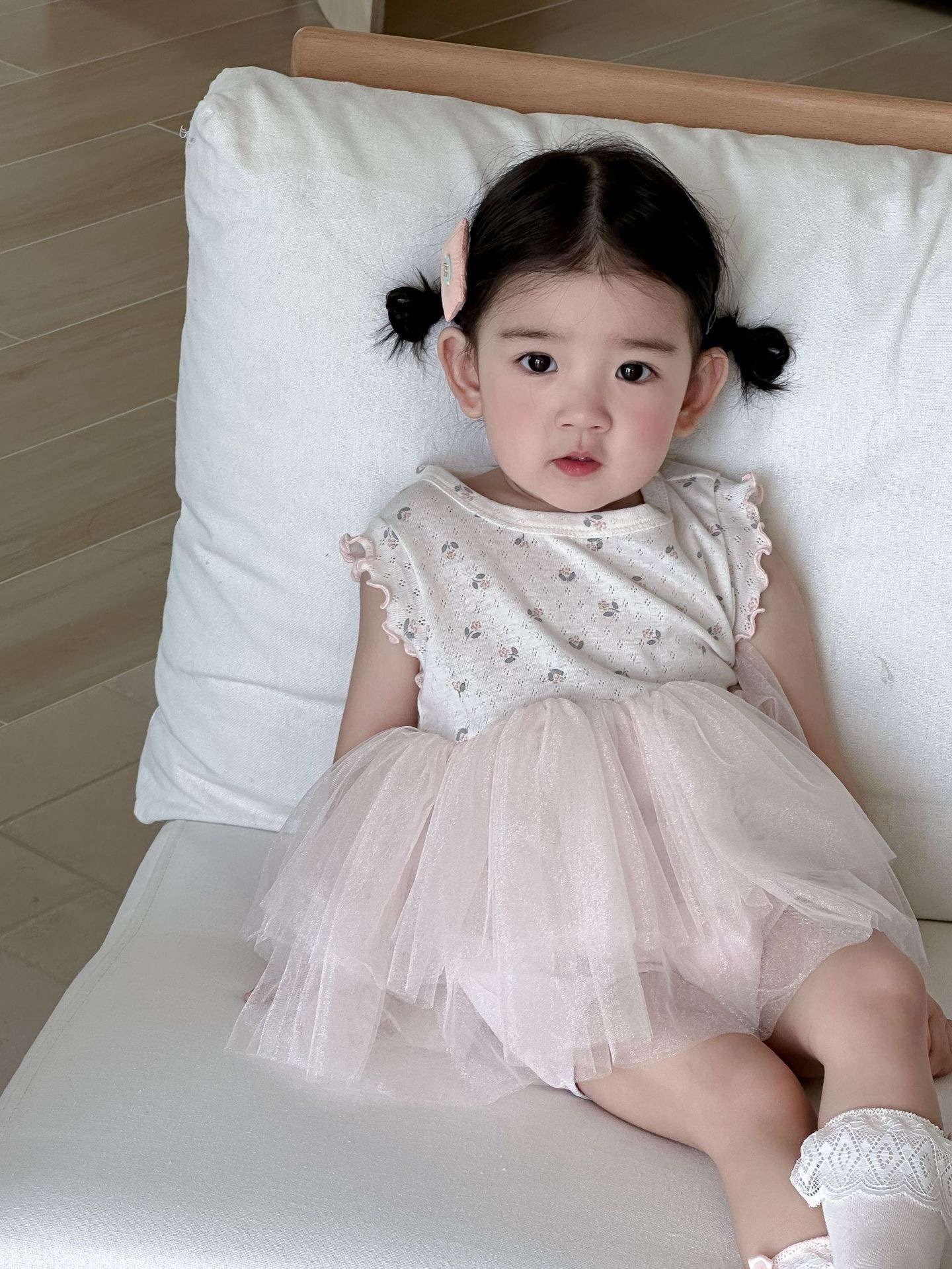 LINE_ALBUM_202649_260409_114