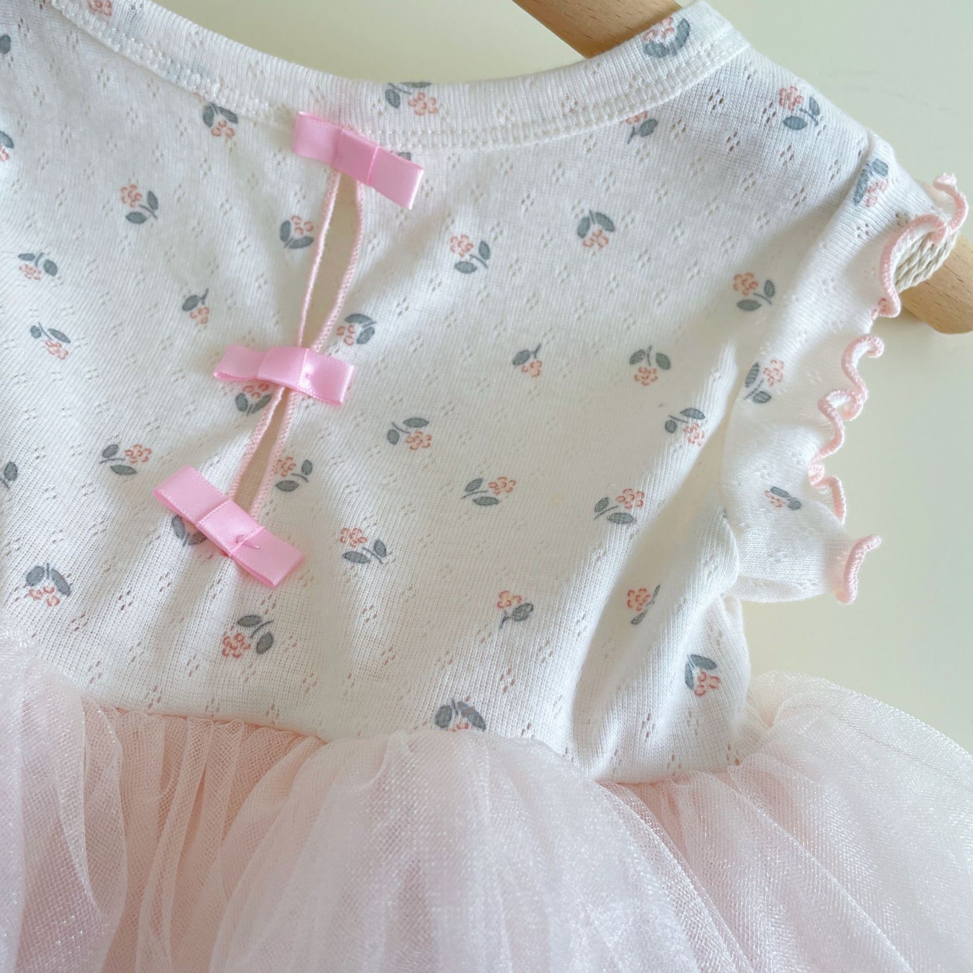 LINE_ALBUM_202649_260409_107