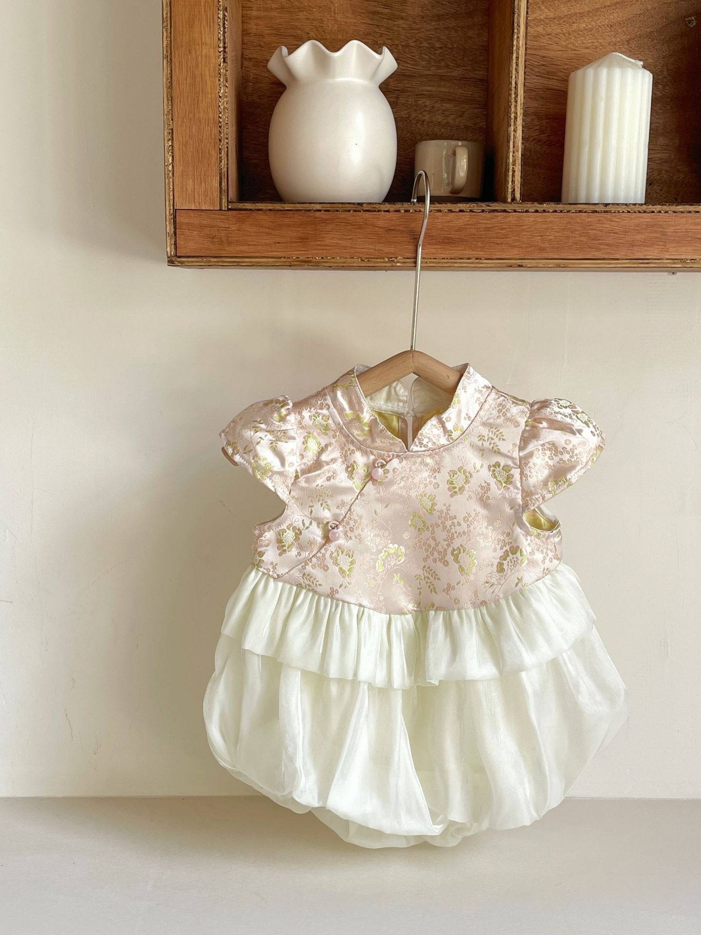 LINE_ALBUM_202649_260409_125