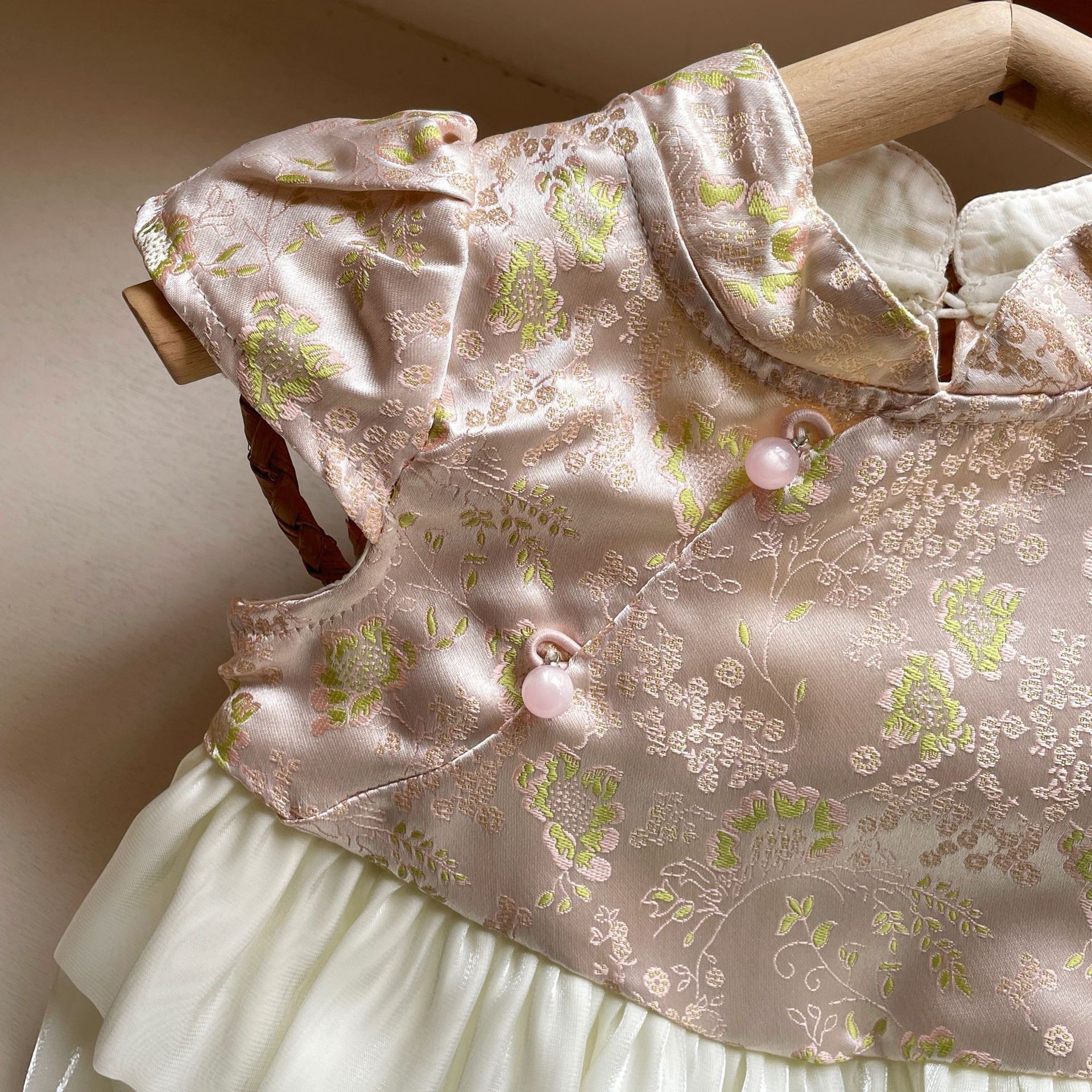 LINE_ALBUM_202649_260409_126