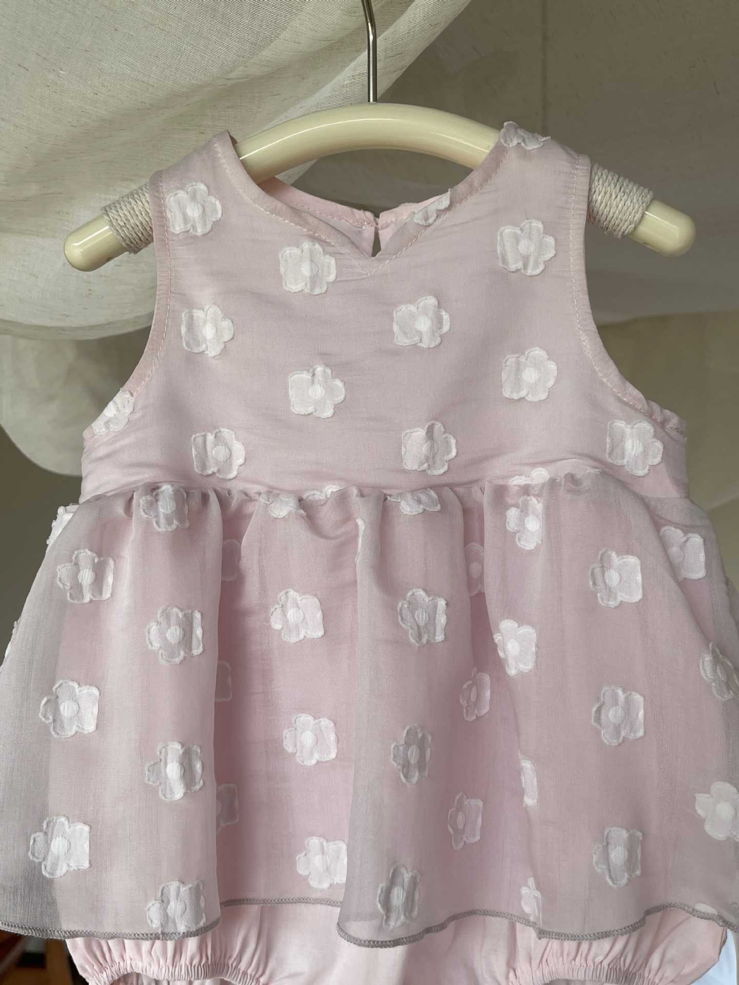 LINE_ALBUM_202649_260409_175