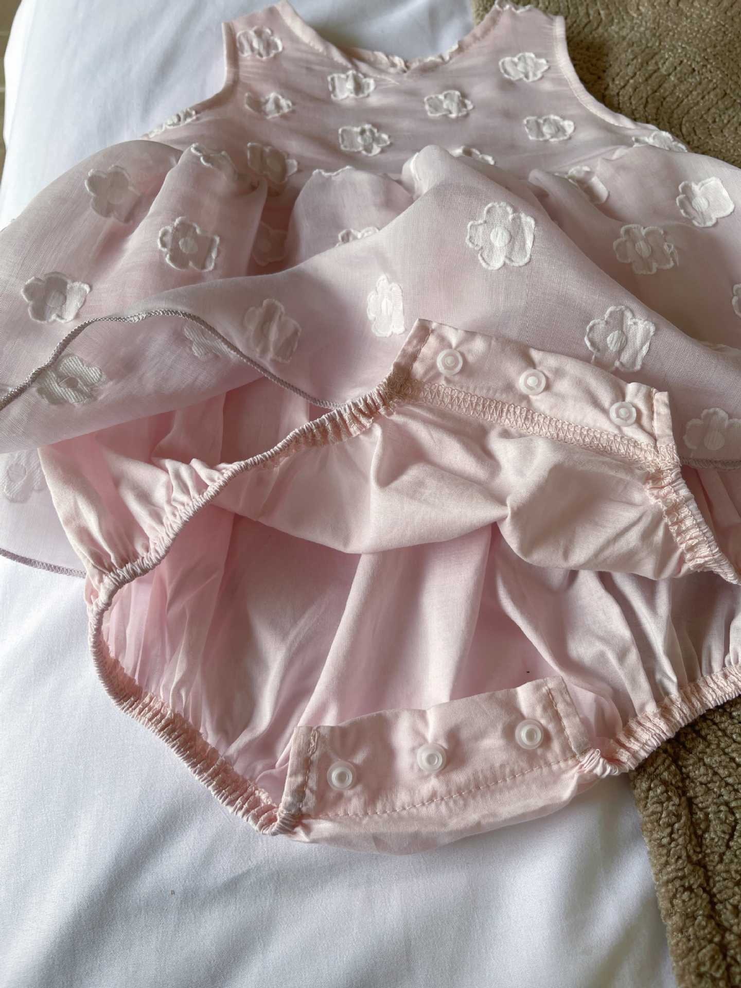 LINE_ALBUM_202649_260409_173