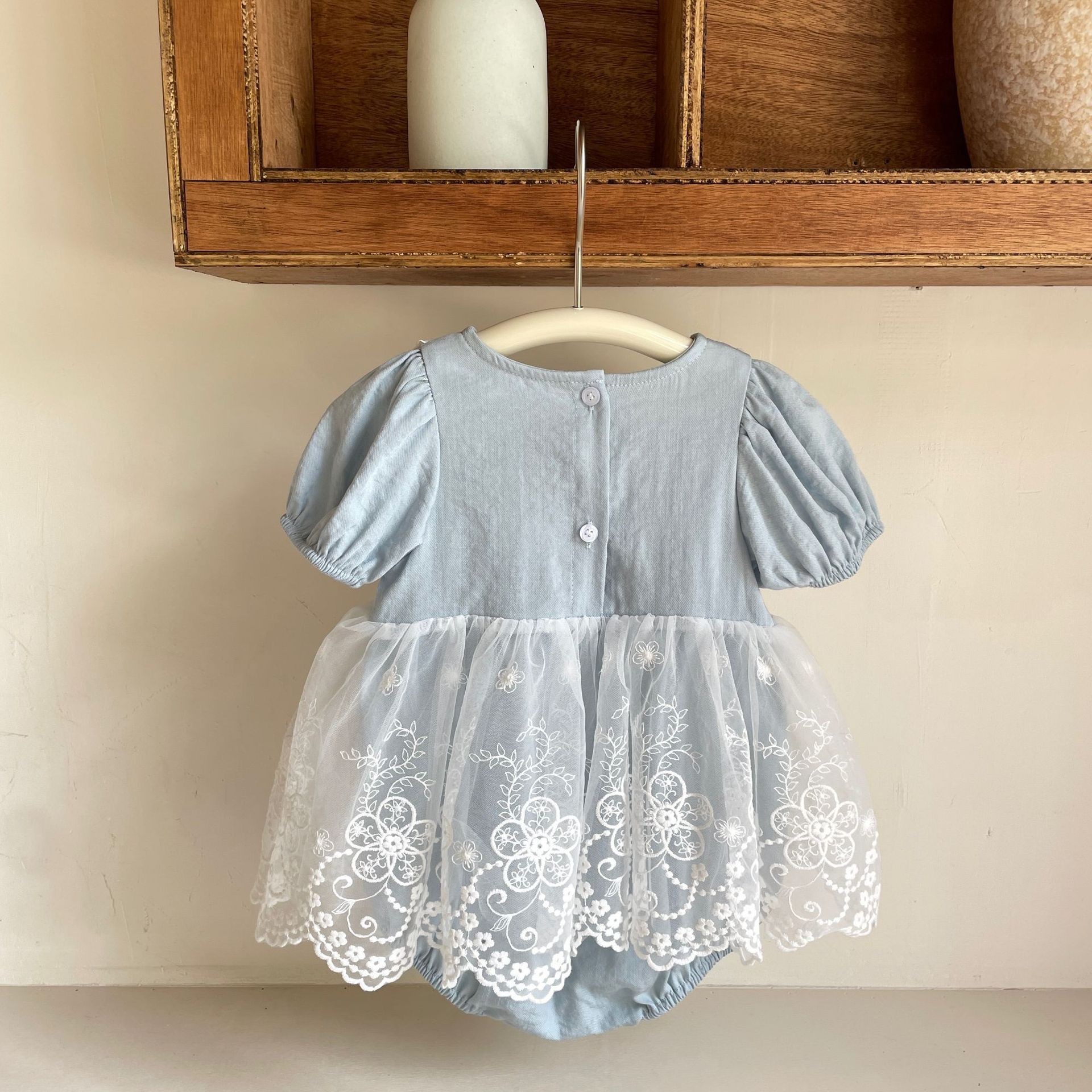 LINE_ALBUM_202649_260409_191