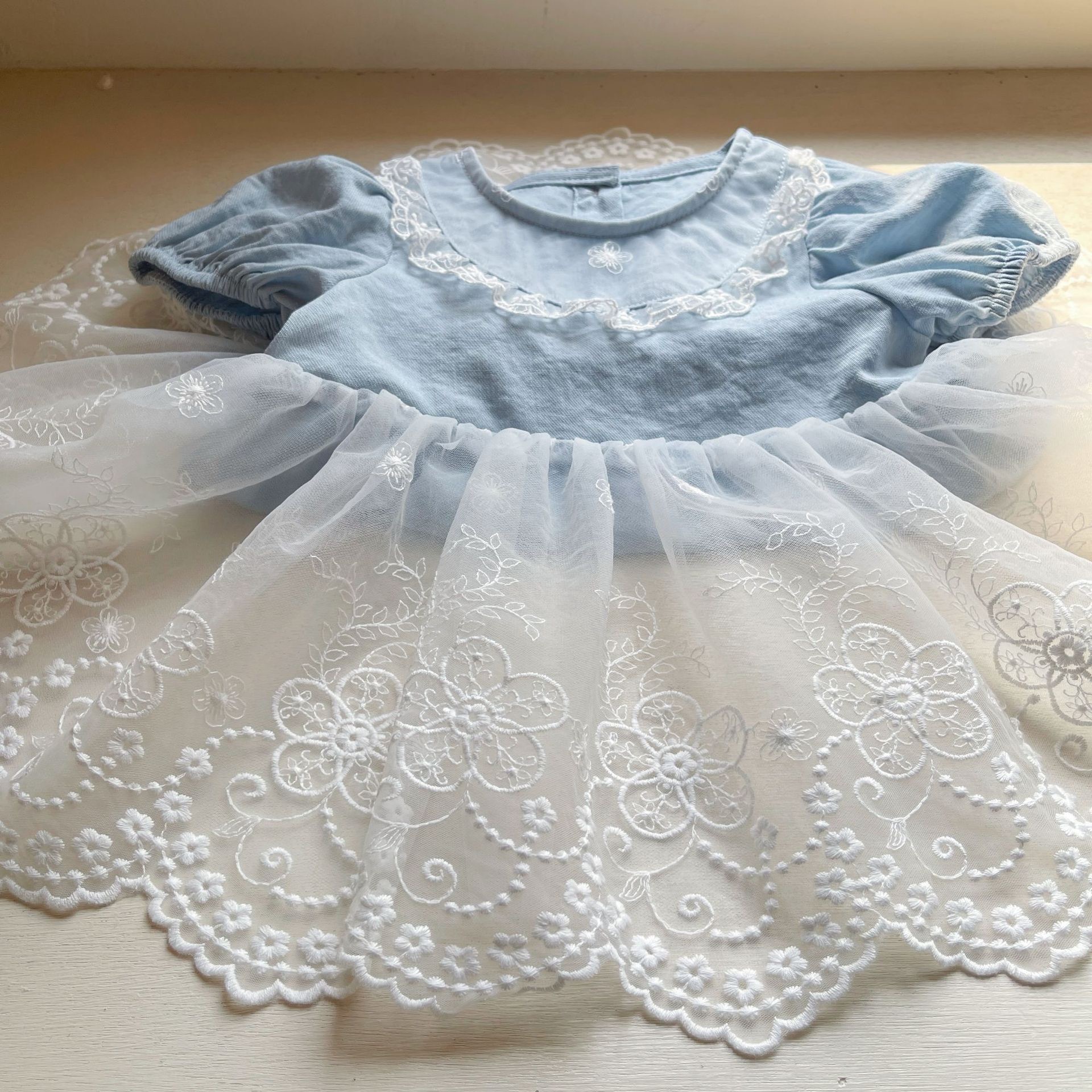 LINE_ALBUM_202649_260409_200