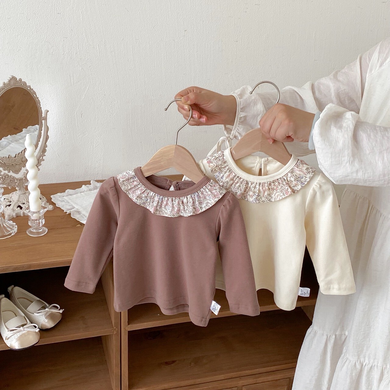 LINE_ALBUM_202582_250802_142