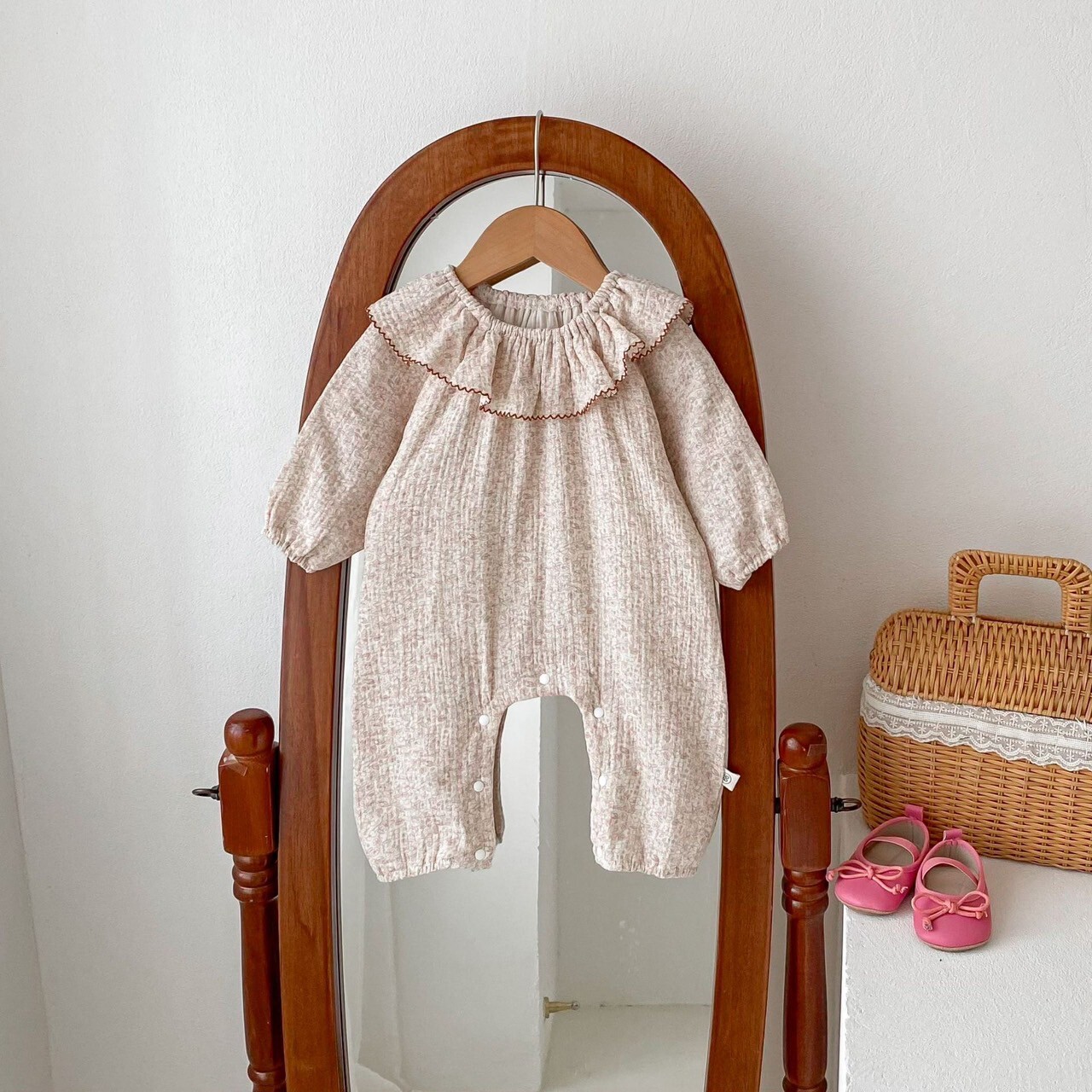 LINE_ALBUM_202582_250802_107