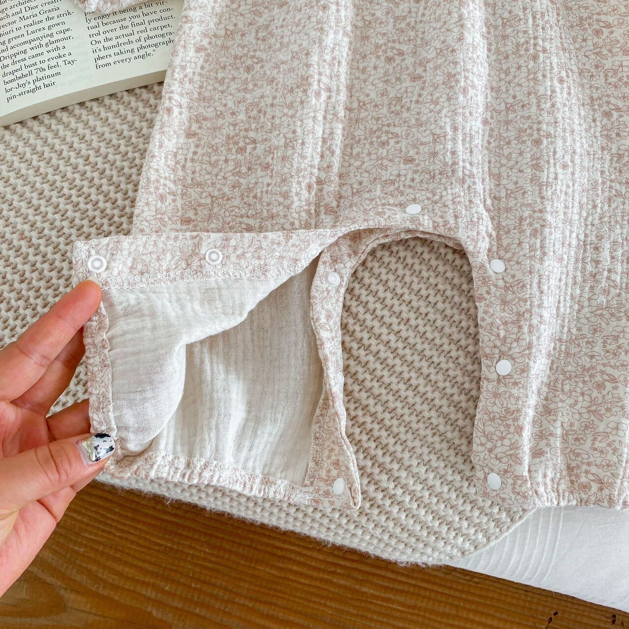 LINE_ALBUM_202582_250802_108