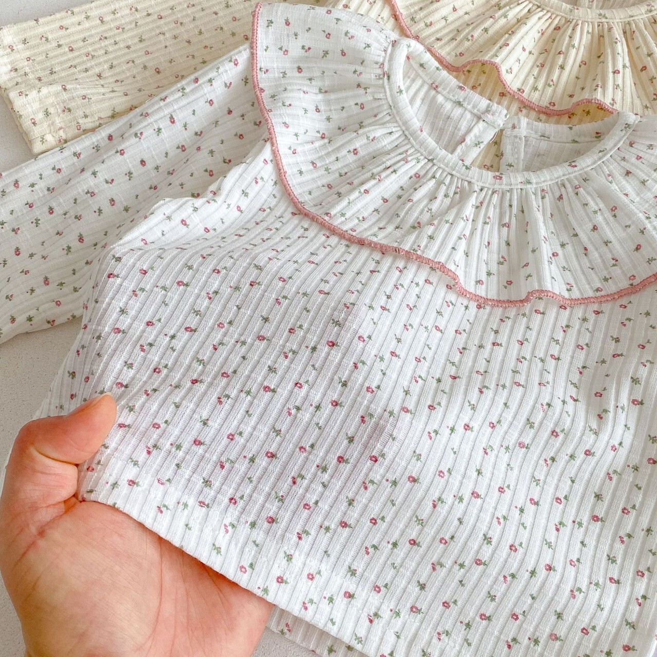 LINE_ALBUM_202582_250802_91