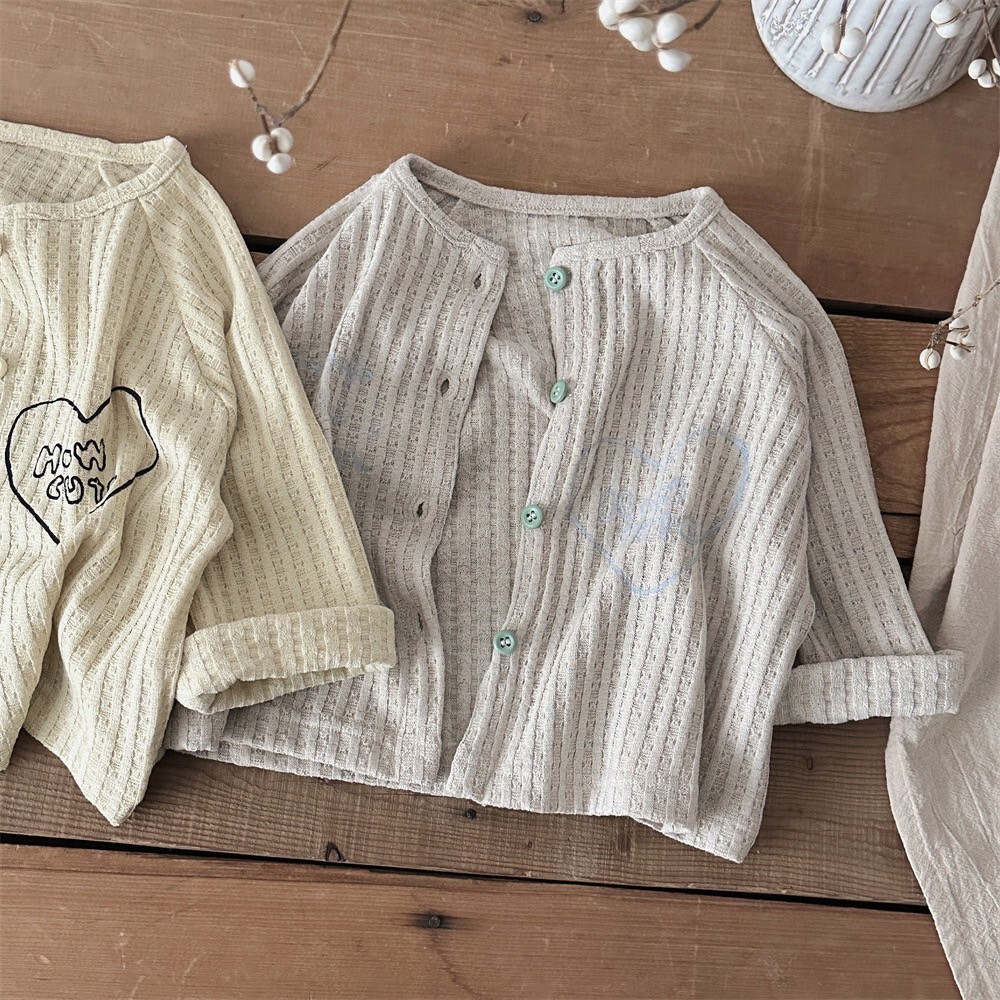 LINE_ALBUM_202584_250804_188