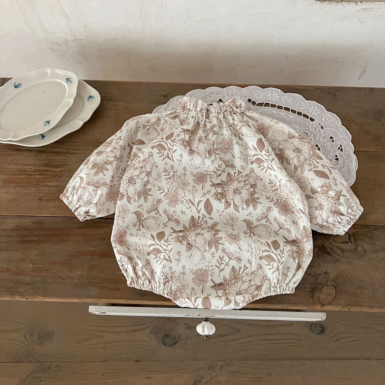 LINE_ALBUM_202584_250804_172