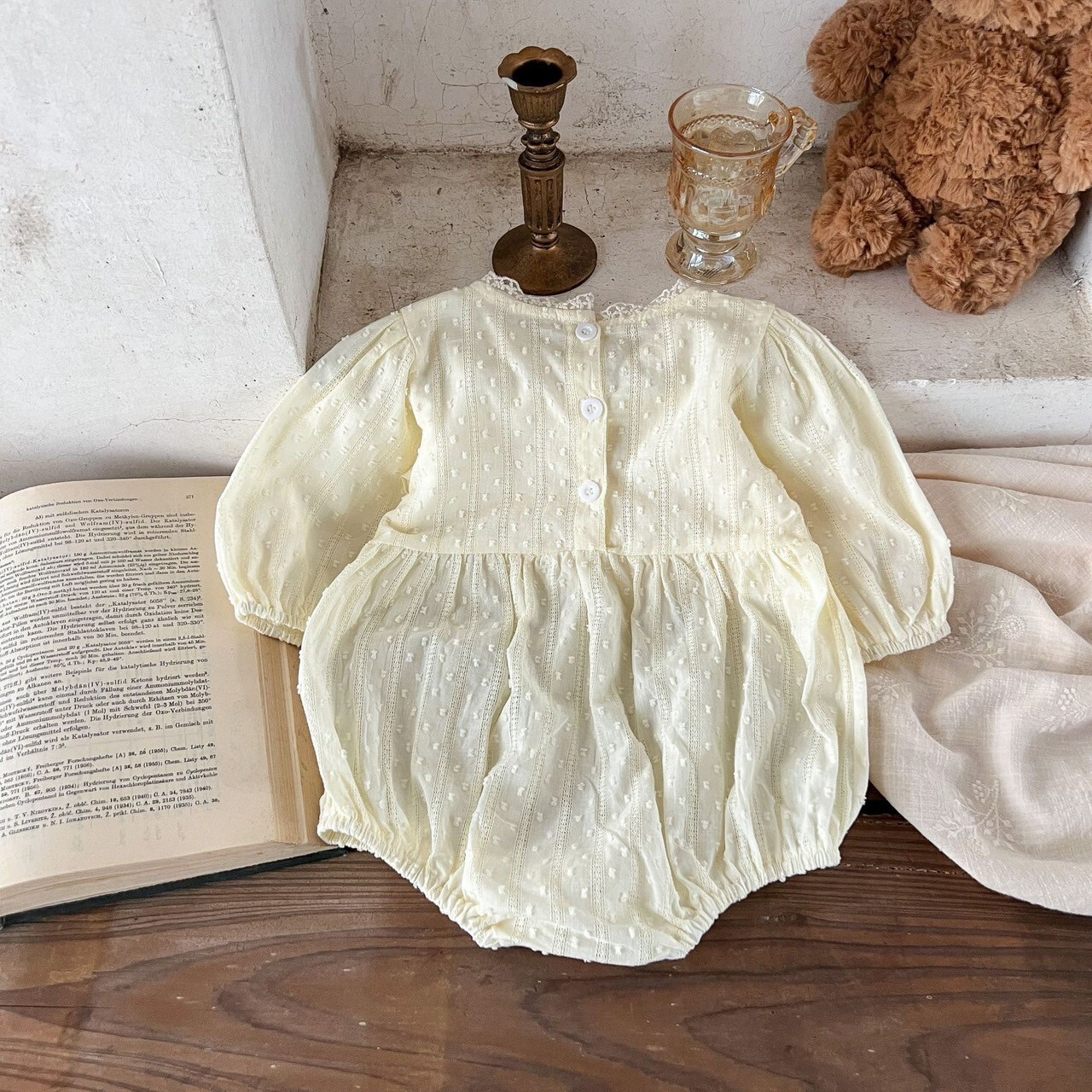 LINE_ALBUM_202584_250804_50