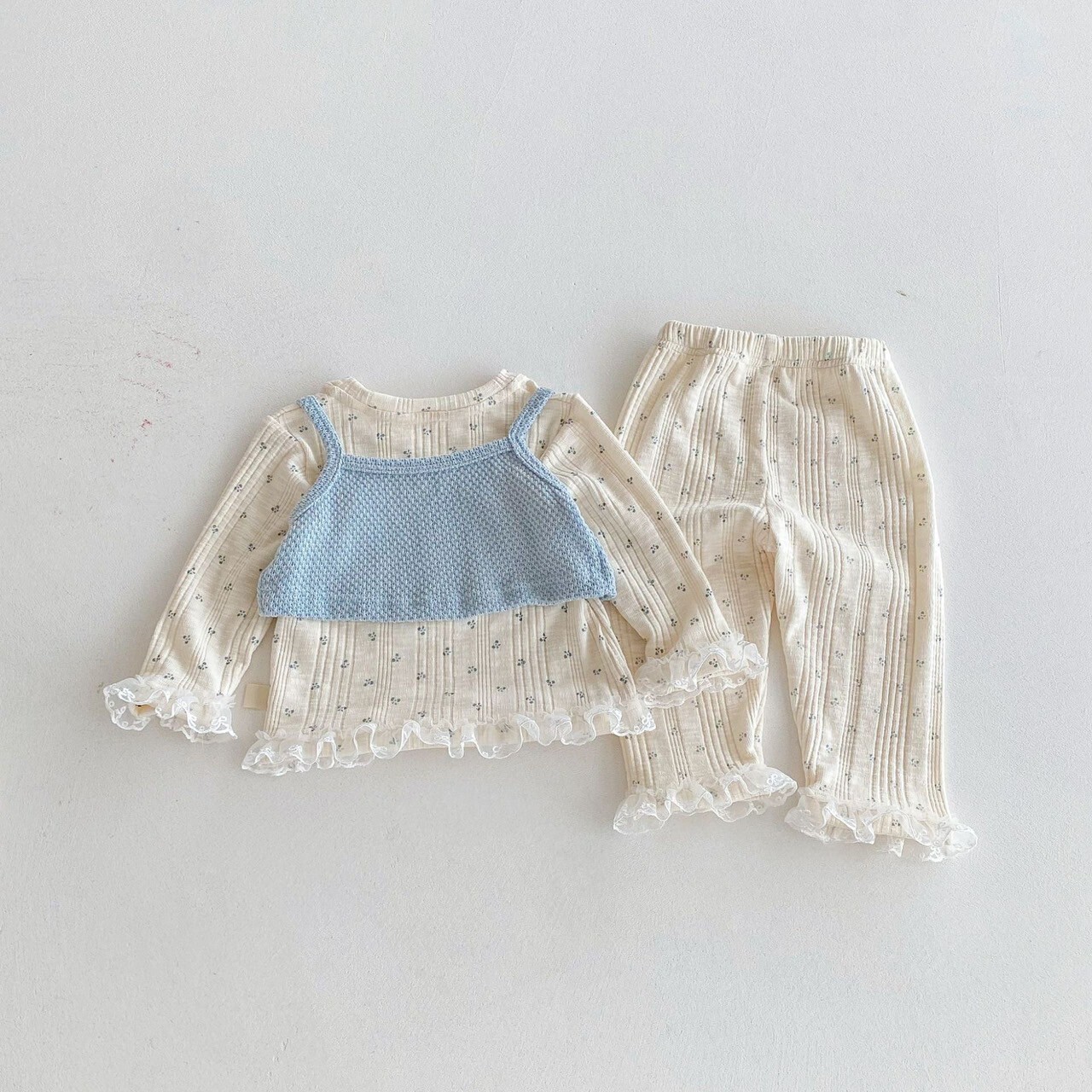 LINE_ALBUM_202587_250807_71