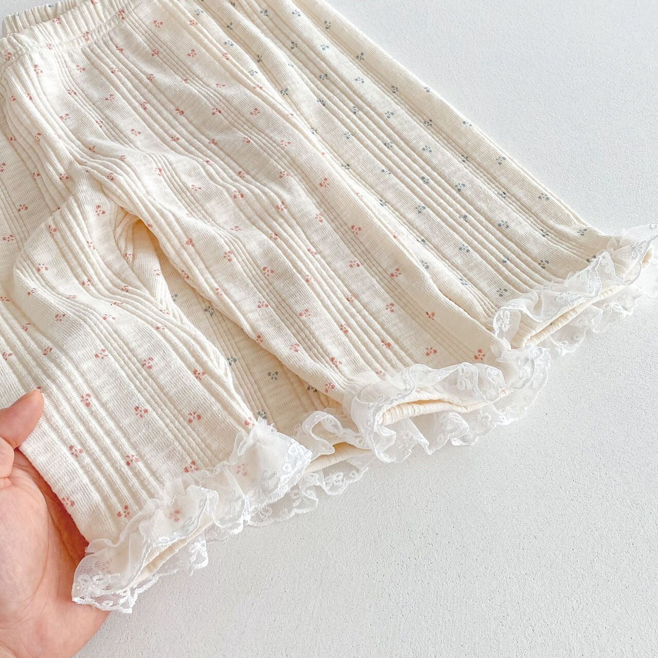 LINE_ALBUM_202587_250807_69