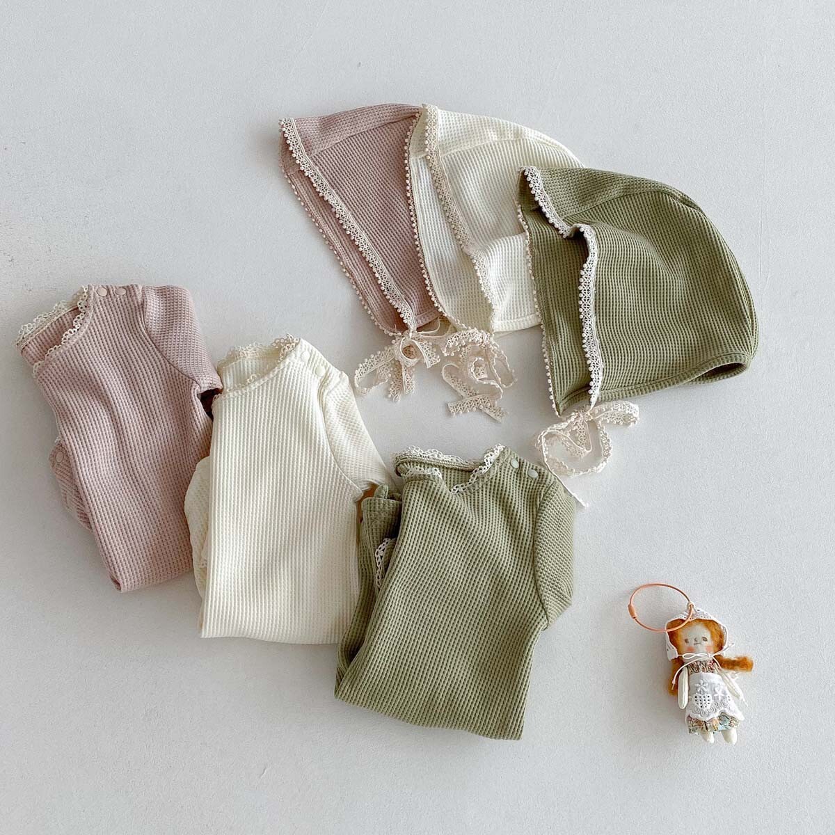 LINE_ALBUM_202589_250809_142