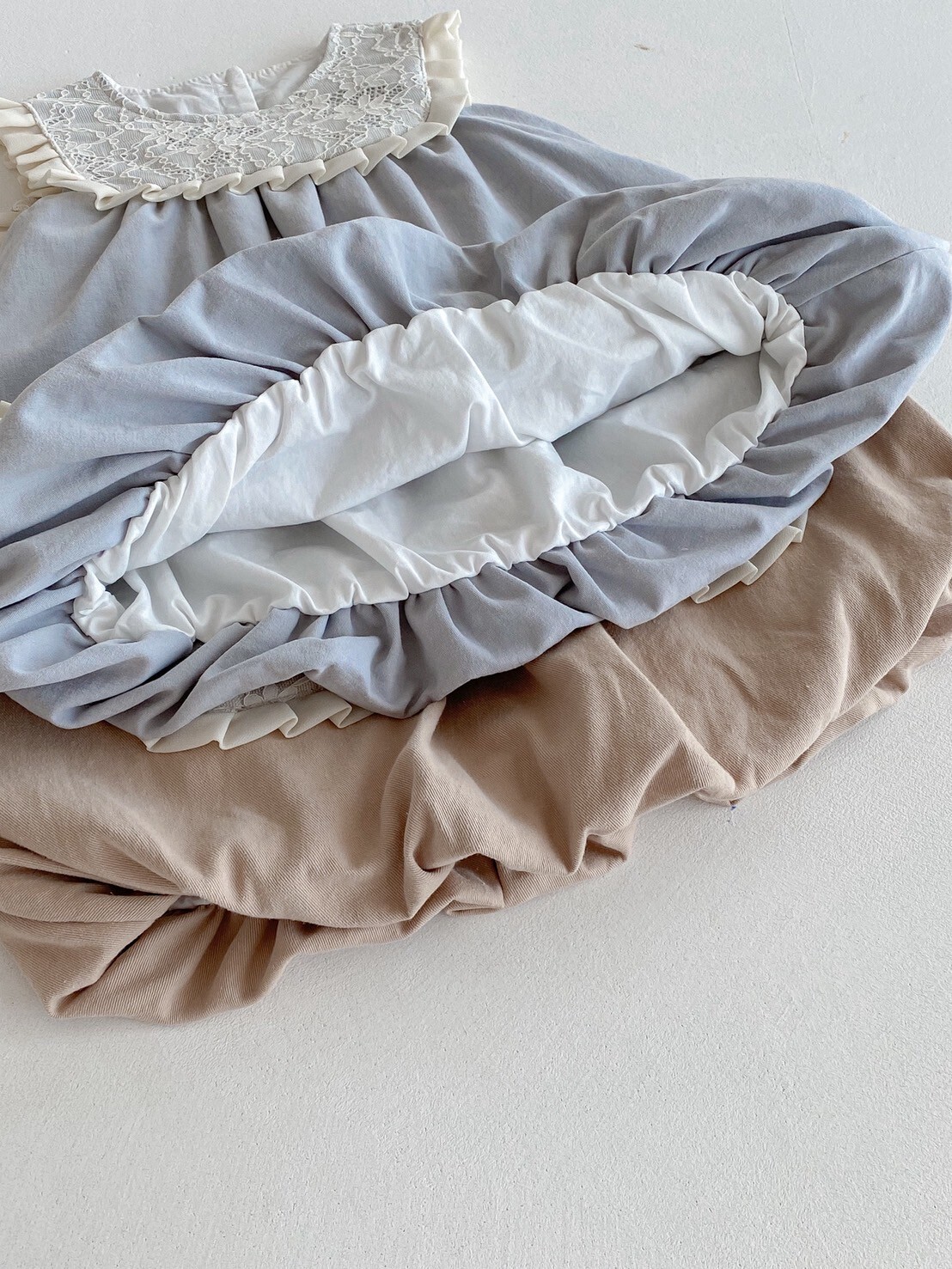 LINE_ALBUM_202589_250809_123