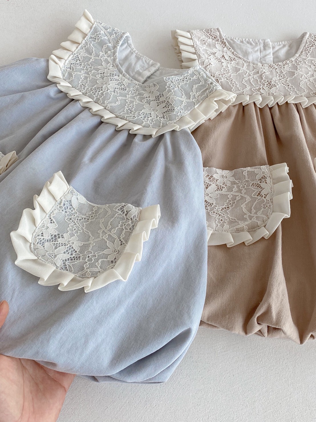 LINE_ALBUM_202589_250809_124