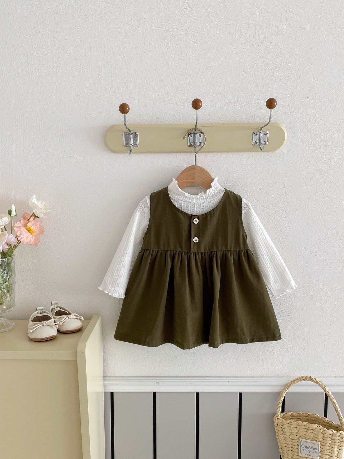 LINE_ALBUM_202589_250809_105