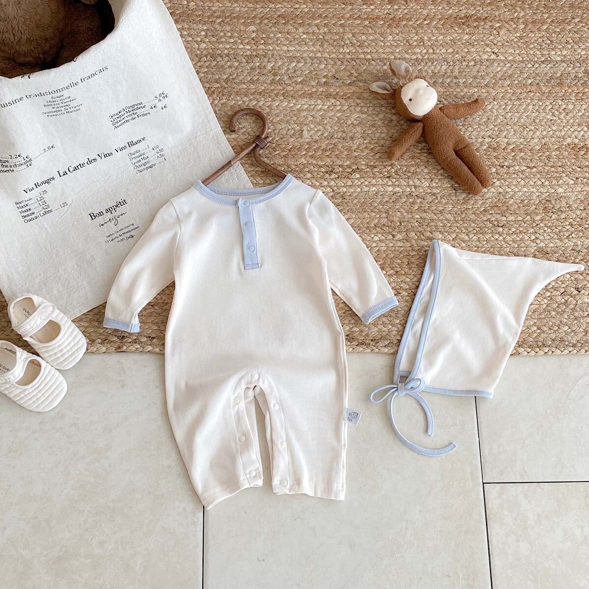 LINE_ALBUM_202589_250809_2