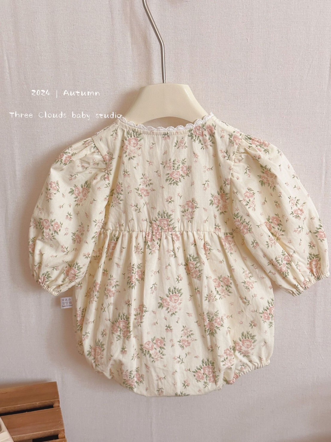 LINE_ALBUM_202592_250902_158